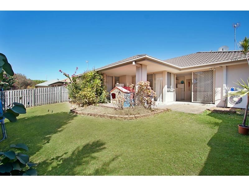 13 Rainbird Close, Burleigh Waters QLD 4220