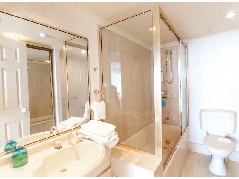 4C/2 Nineteenth Avenue, Palm Beach QLD 4221