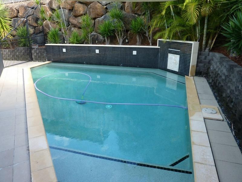 16 Sirec Way, Burleigh Heads QLD 4220