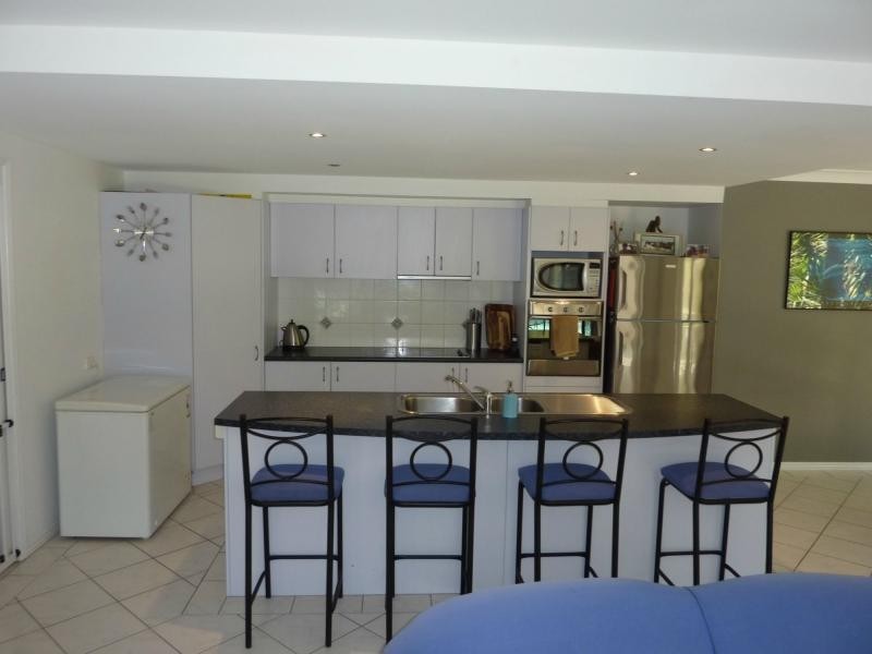 16 Sirec Way, Burleigh Heads QLD 4220