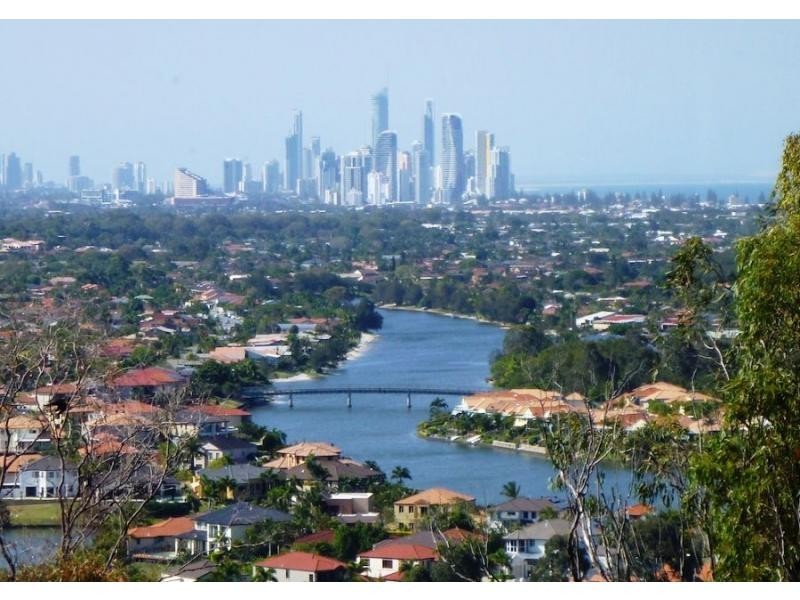 16 Tanjenong Place, Burleigh Heads QLD 4220