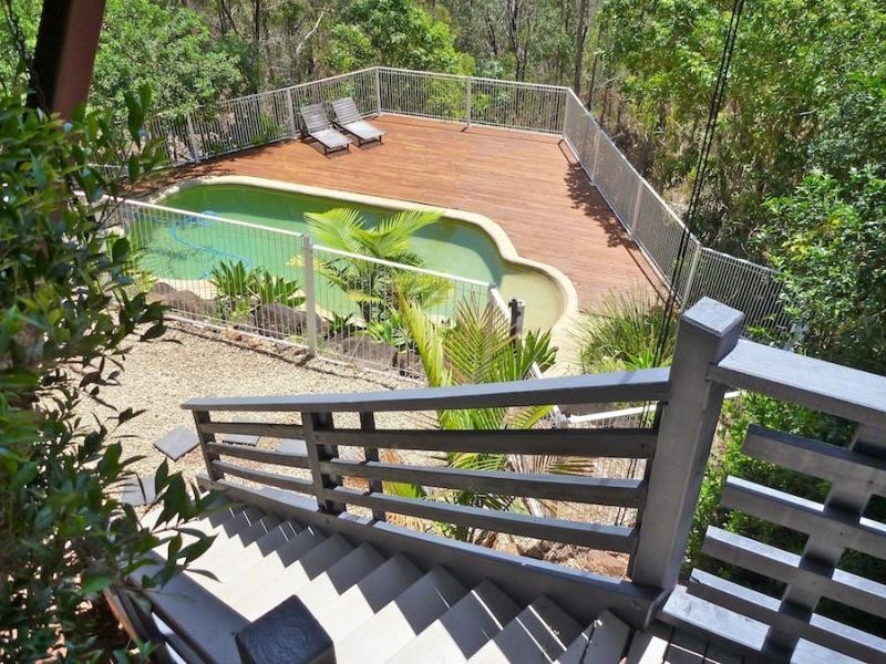 16 Tanjenong Place, Burleigh Heads QLD 4220