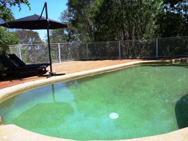 16 Tanjenong Place, Burleigh Heads QLD 4220