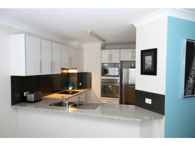 8/20 Burleigh Street, Burleigh Heads QLD 4220