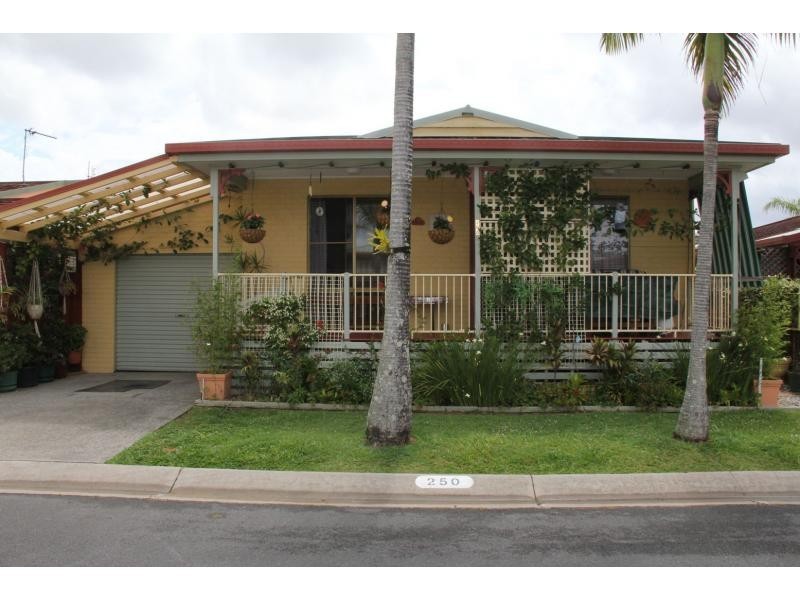 250/325 Reedy Creek Road, Burleigh Waters QLD 4220
