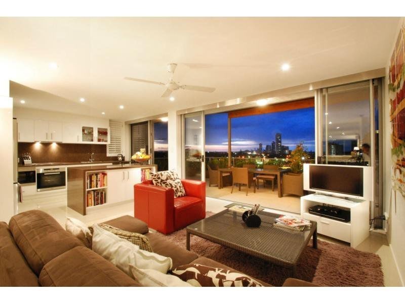 4/21 Ewart Street, Burleigh Heads QLD 4220