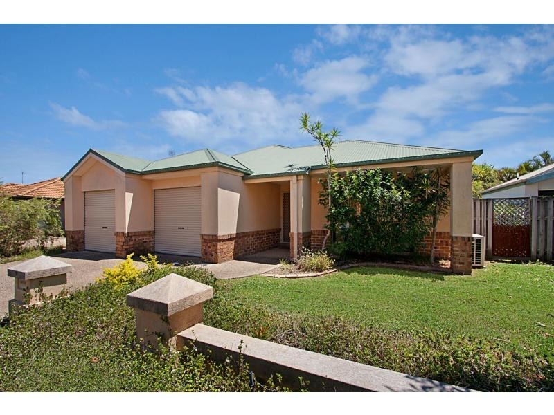 9 Rainbird Close, Burleigh Waters QLD 4220