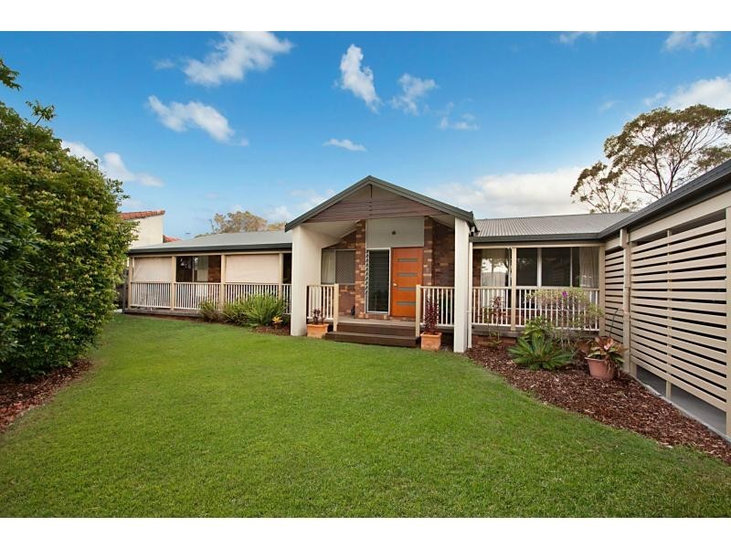 9 Ladds Ridge Road, Burleigh Heads QLD 4220