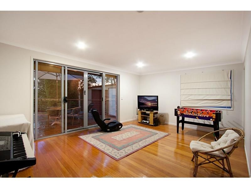 9 Ladds Ridge Road, Burleigh Heads QLD 4220