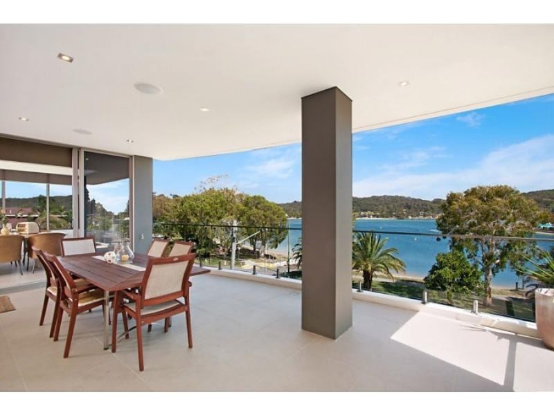 3/8 Murlong Crescent, Palm Beach QLD 4221