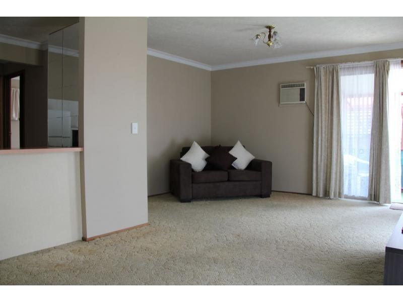325 Reedy Creek Road, Burleigh Waters QLD 4220