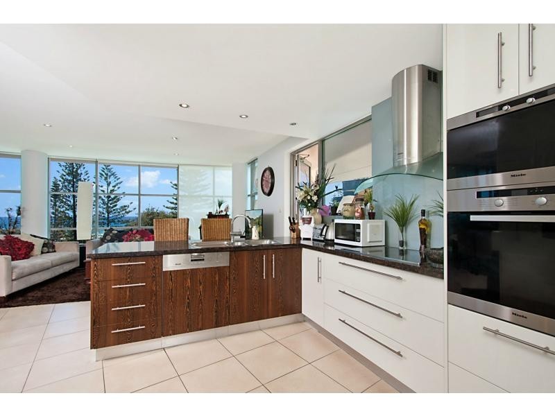 3/78 The Esplanade, Burleigh Heads QLD 4220