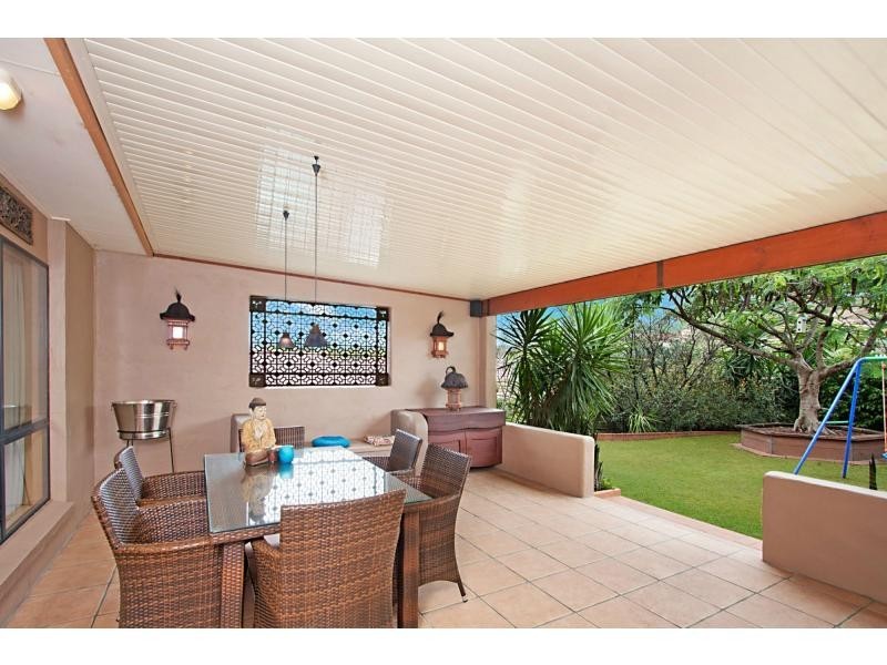 24 Sharscay Close, Burleigh Heads QLD 4220