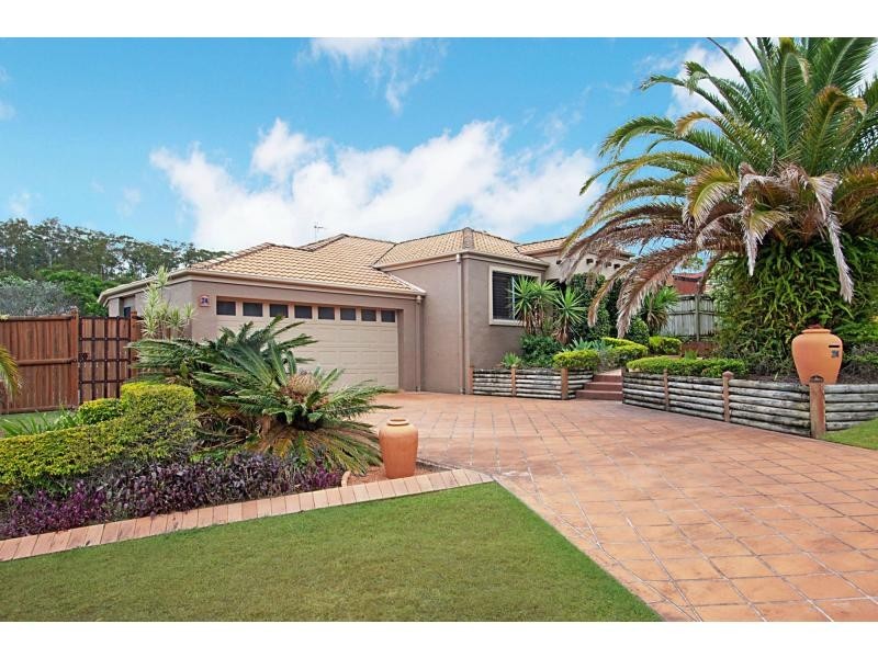 24 Sharscay Close, Burleigh Heads QLD 4220