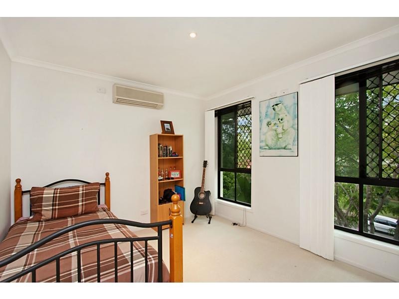 31 Wonga Street, Burleigh Heads QLD 4220