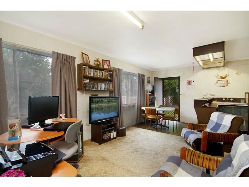 3 Sonia Street, Miami QLD 4220