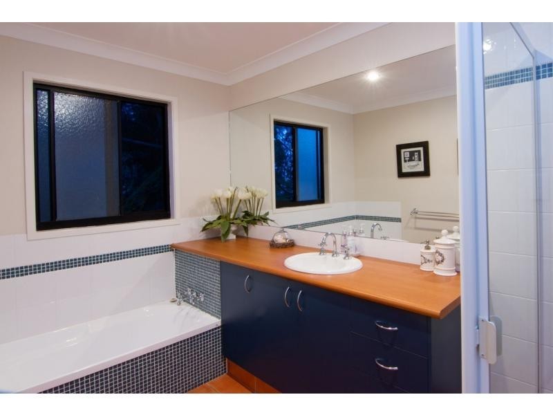 25 Mount Street, Burleigh Heads QLD 4220