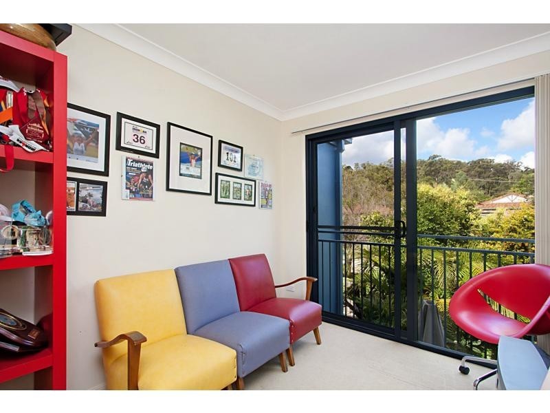 3/2 Karri Court, Burleigh Heads QLD 4220