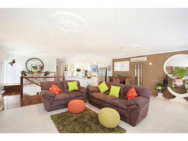 1/28 Murlong Crescent, Palm Beach QLD 4221