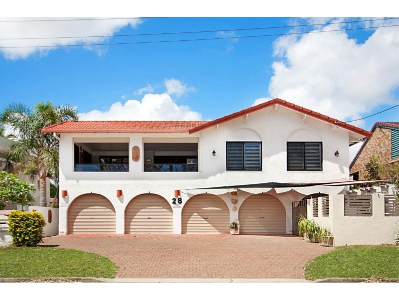 1/28 Murlong Crescent, Palm Beach QLD 4221