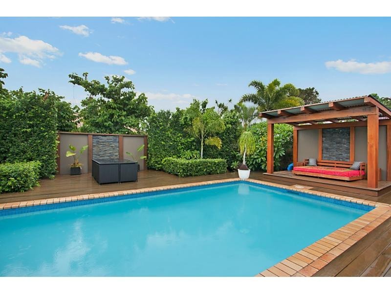 40 Wedgebill Parade, Burleigh Waters QLD 4220