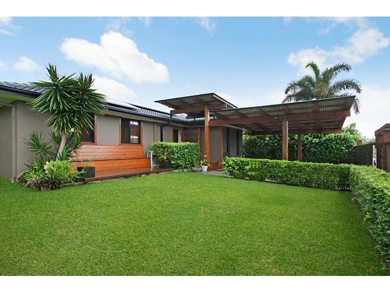 40 Wedgebill Parade, Burleigh Waters QLD 4220