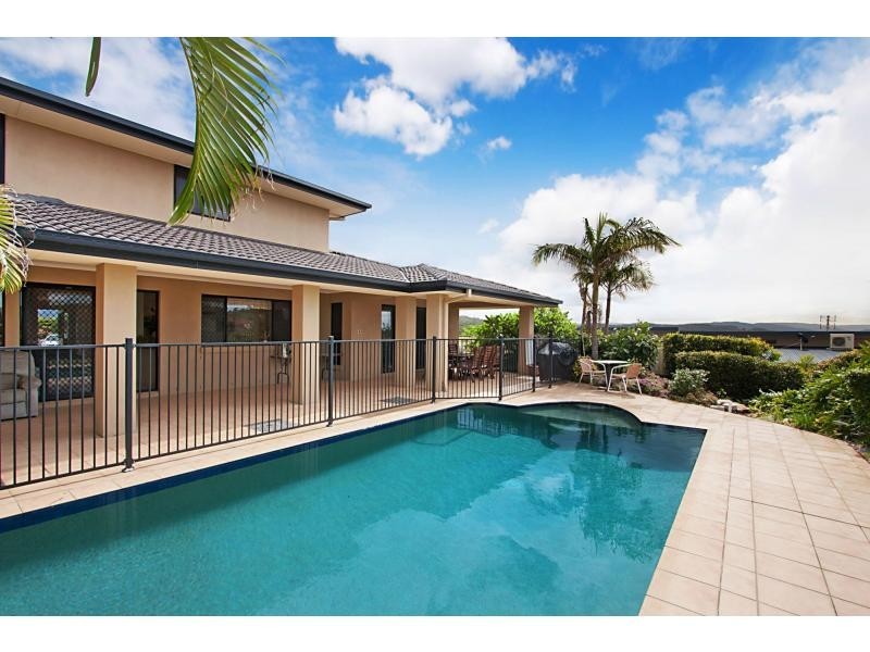 11 Royal View Close, Burleigh Heads QLD 4220