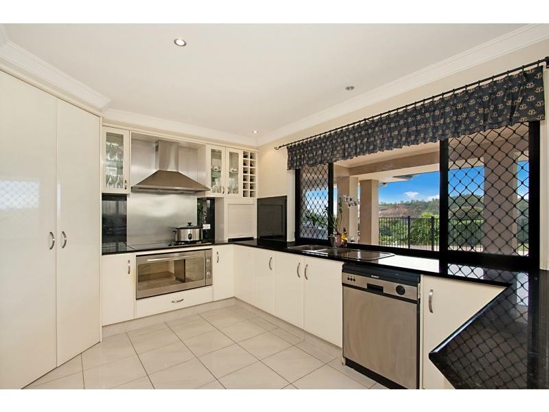 11 Royal View Close, Burleigh Heads QLD 4220