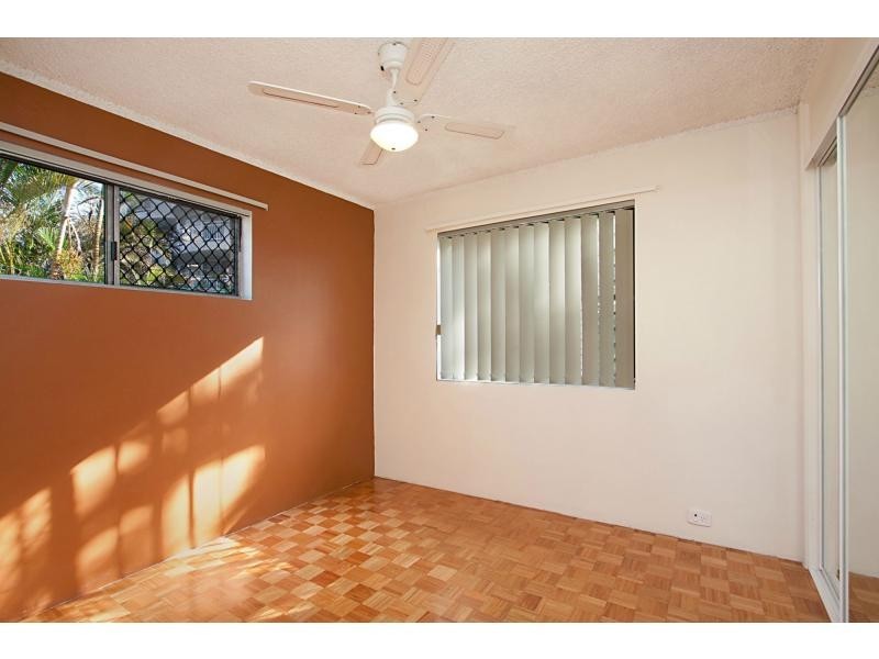 4/96 The Esplanade, Burleigh Heads QLD 4220