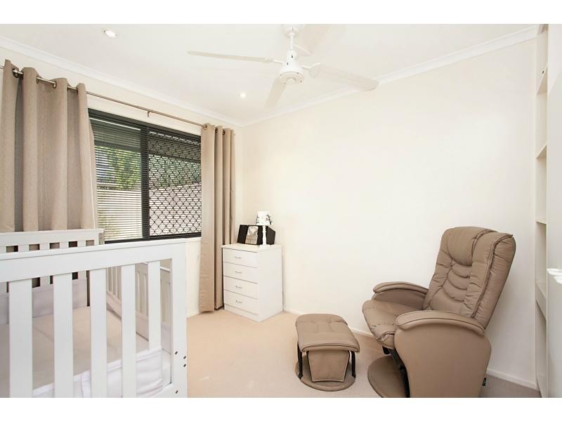 2/39 Frascott Avenue, Varsity Lakes QLD 4227