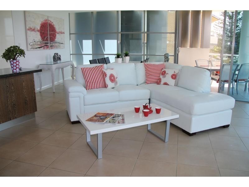 3/78 The Esplanade, Burleigh Heads QLD 4220