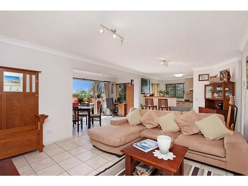 7/7 TwentySeventh Avenue, Palm Beach QLD 4221