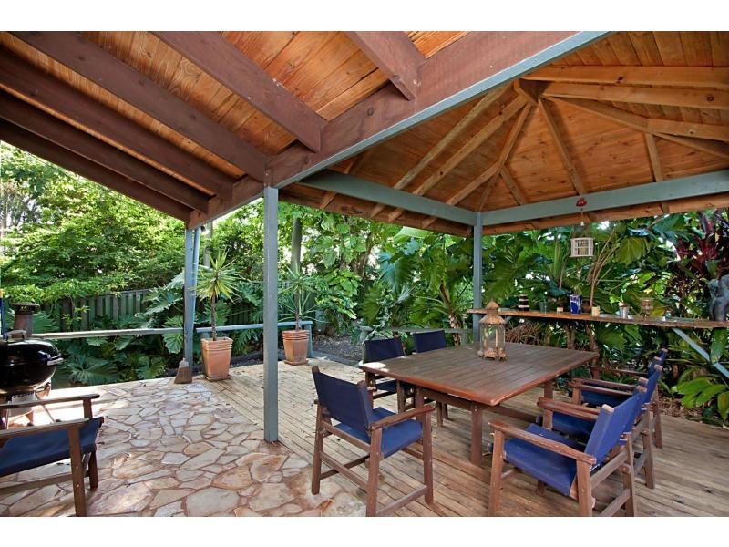 15 Ladds Ridge Road, Burleigh Heads QLD 4220