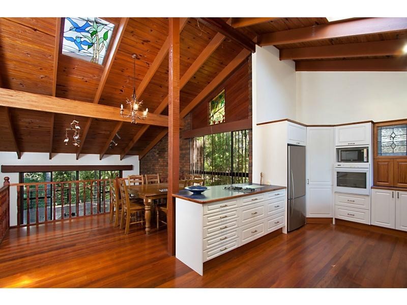 15 Ladds Ridge Road, Burleigh Heads QLD 4220