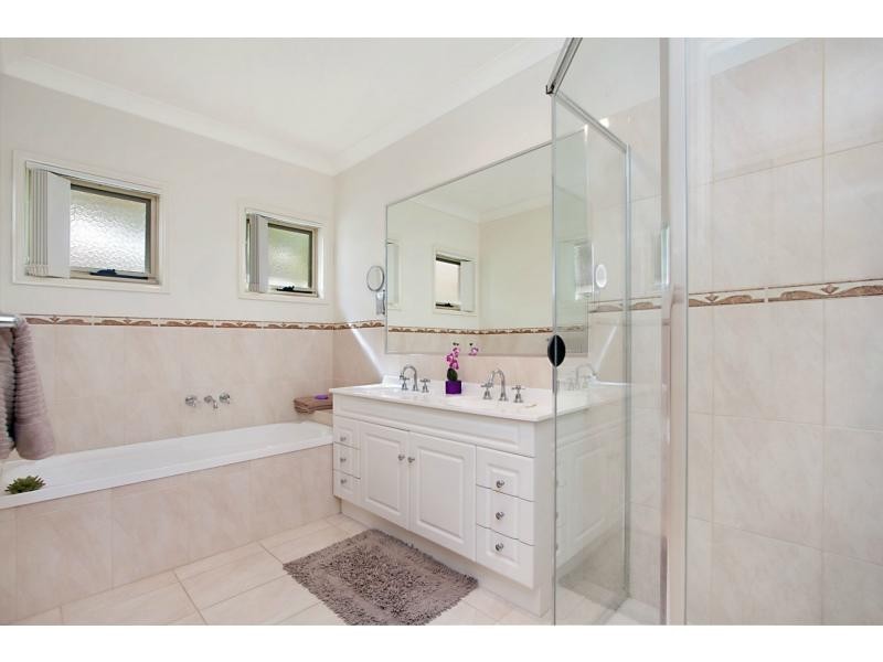 75 Sky Royal Terrace, Burleigh Heads QLD 4220