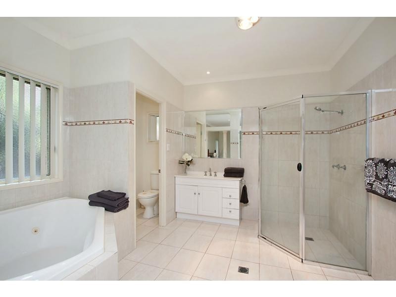 75 Sky Royal Terrace, Burleigh Heads QLD 4220