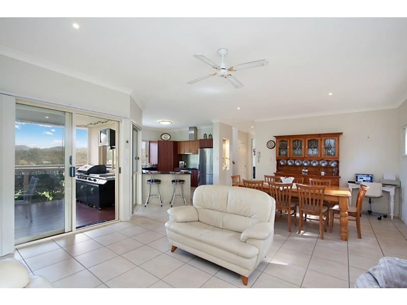 75 Sky Royal Terrace, Burleigh Heads QLD 4220