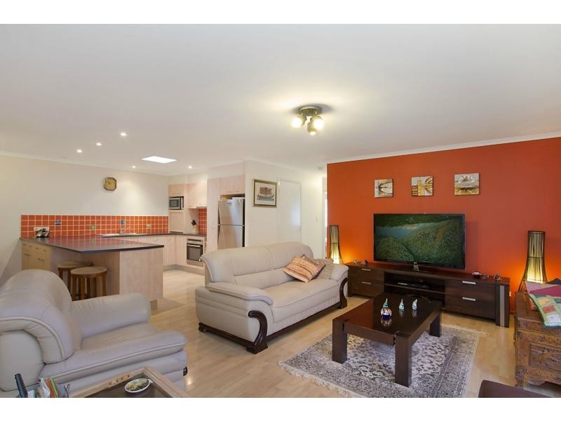 1/19 Wagtail Court, Burleigh Waters QLD 4220