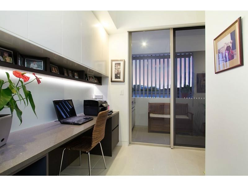 2/8 Murlong Crescent, Palm Beach QLD 4221