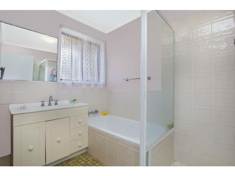 1/13 Barbet Place, Burleigh Waters QLD 4220