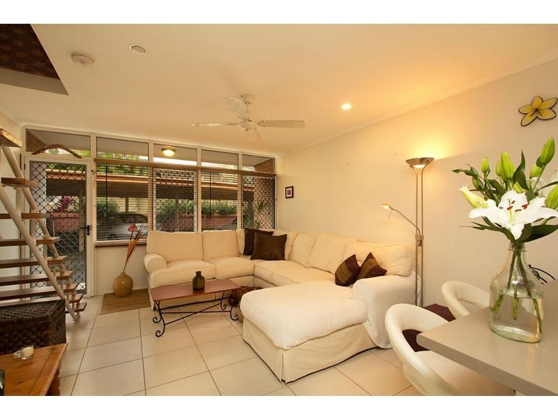 3/49 Connor Street, Burleigh Heads QLD 4220