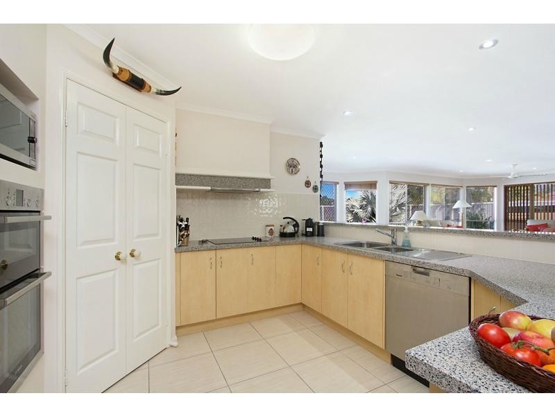 2 Ardisia Court, Burleigh Heads QLD 4220