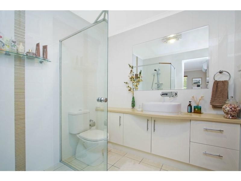 2 Ardisia Court, Burleigh Heads QLD 4220