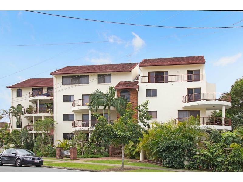 9/268 Stanhill Drive, Surfers Paradise QLD 4217