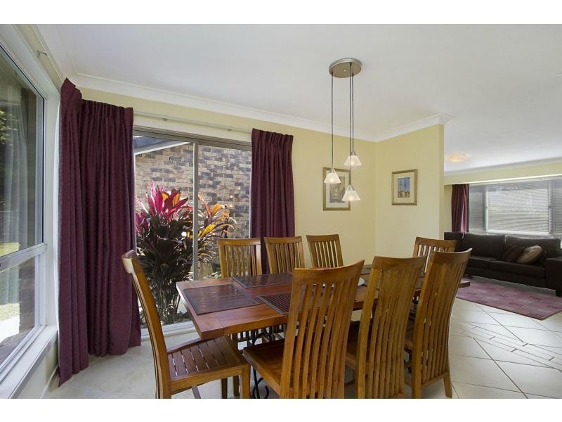 98 Bridgman Drive, Reedy Creek QLD 4227