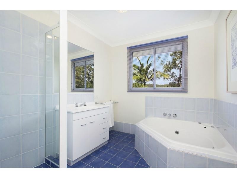 98 Bridgman Drive, Reedy Creek QLD 4227