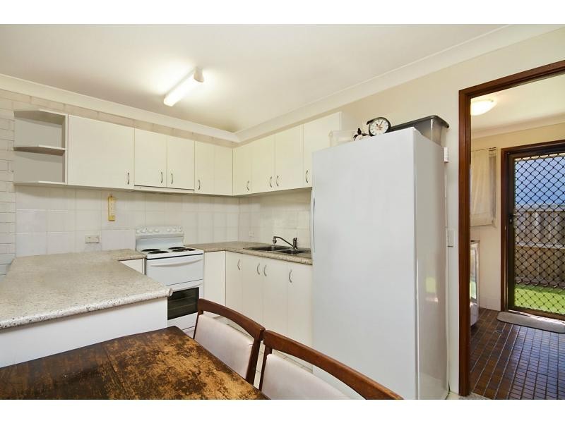 1/19 Walker Avenue, Palm Beach QLD 4221