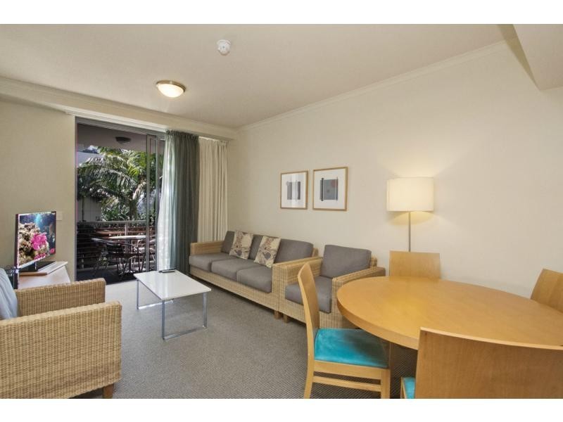 1078/1 Ocean Street, Burleigh Heads QLD 4220