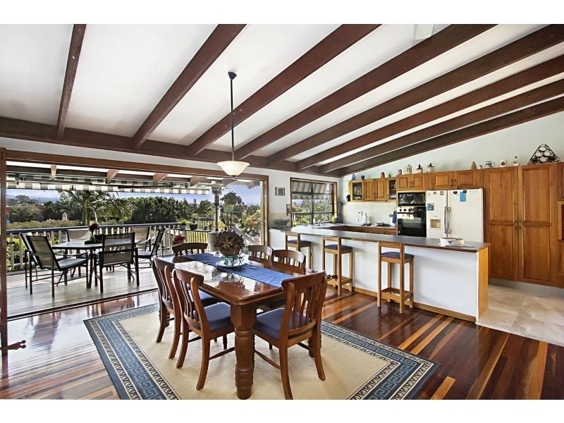 1 Timbertop Mead, Burleigh Heads QLD 4220