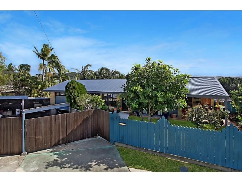 1 Timbertop Mead, Burleigh Heads QLD 4220